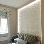 Apartment Stylish Near The River *